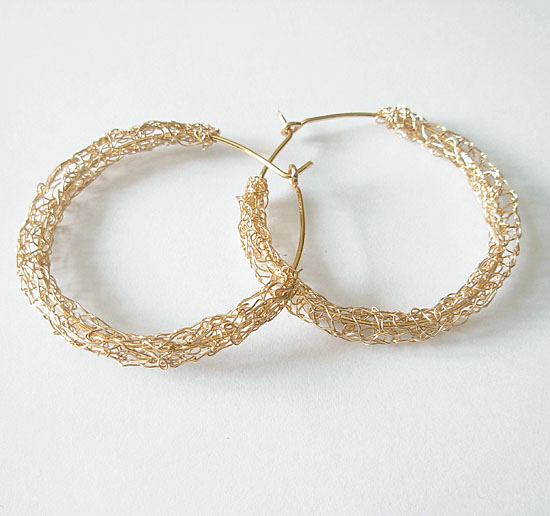 photogal/photogal/golden hoop earrings.jpg
